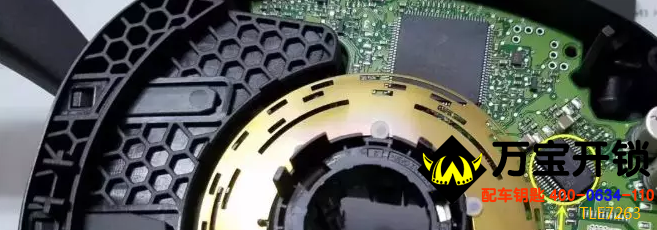 圖片關(guān)鍵詞 一分鐘學(xué)會奔馳轉(zhuǎn)向角傳感器內(nèi)部故障維修方法