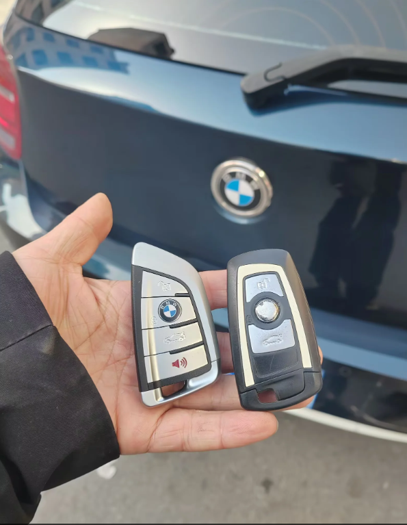濟(jì)南市萊蕪進(jìn)口寶馬120配汽車鑰匙，寶馬1系配刀鋒款鑰匙

