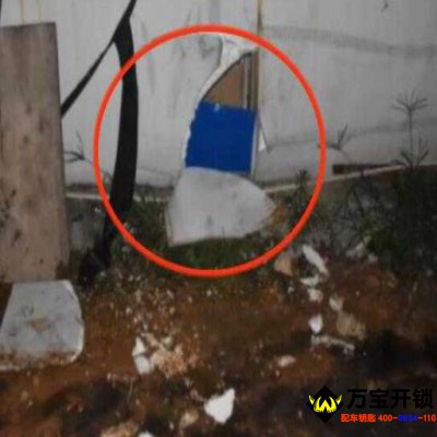 打洞技術(shù)哪家強?兄弟二人破墻鑿穿屋頂偷竊被刑拘