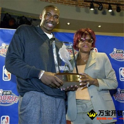 生涯薪資過億的全明星準備重返聯(lián)盟 母親因習慣性盜竊入獄25次