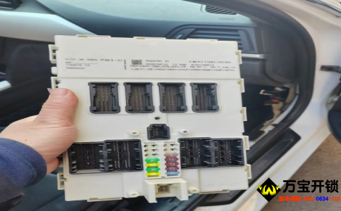 萊蕪寶馬520配汽車(chē)鑰匙，寶馬開(kāi)鎖汽車(chē)鑰匙全丟配鑰匙